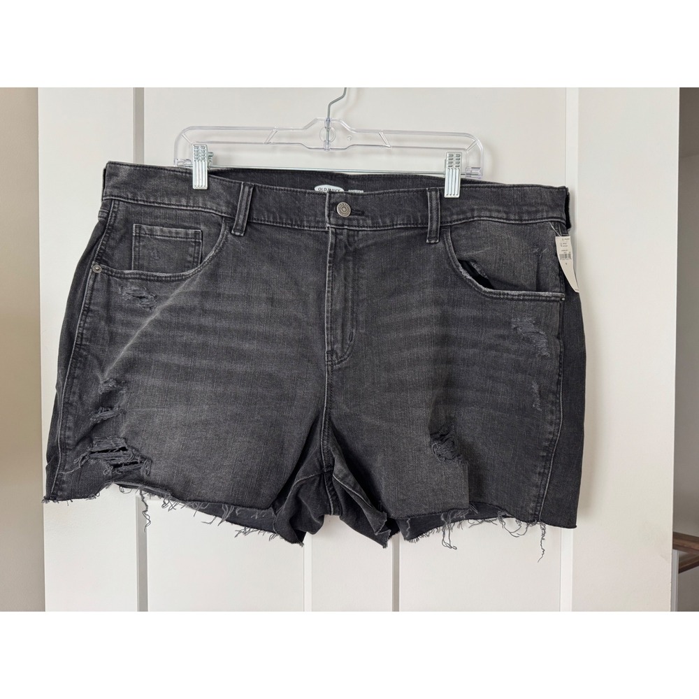 Old Navy Boyfriend Mid-Rise Distressed Black Denim Shorts Size 18 NWT